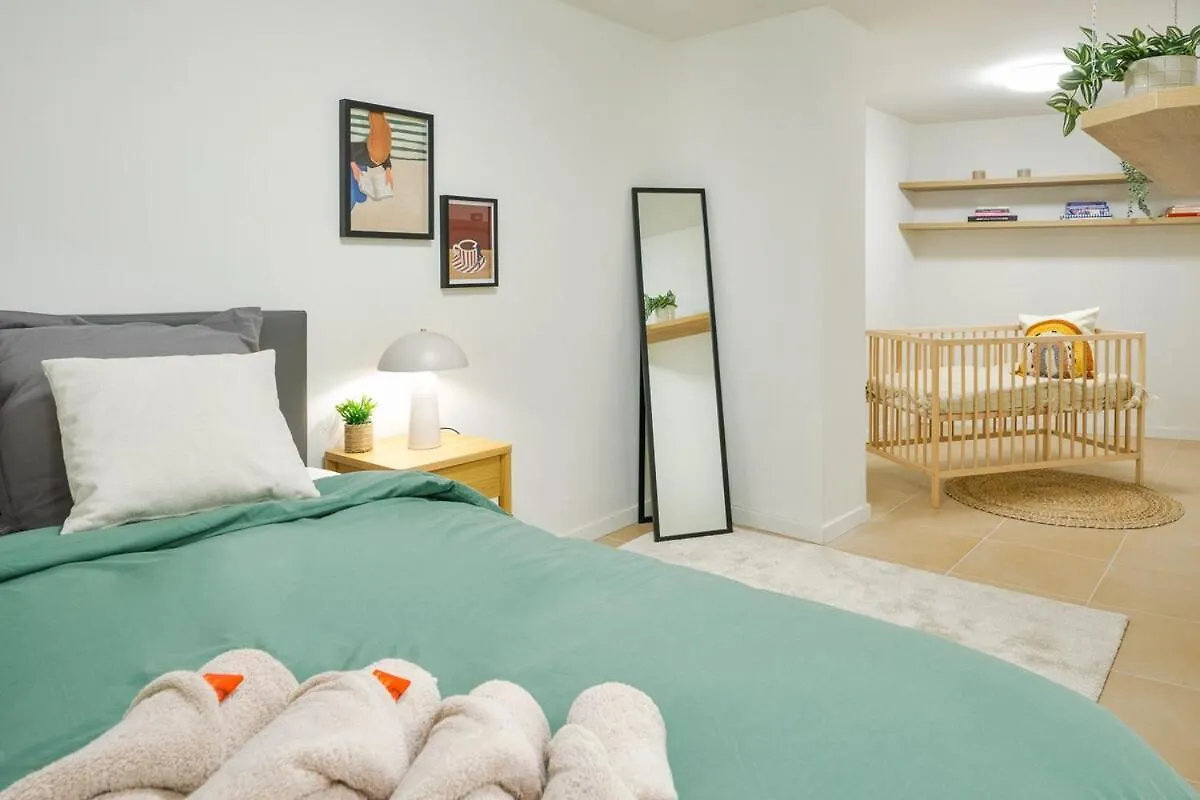 1 Bedroom Apartment 2 Min From Kmska Anversa Belgio